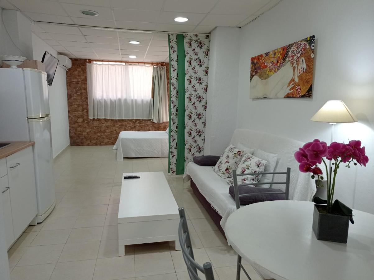 Estudio Centrico En Aguilas Ngoại thất bức ảnh